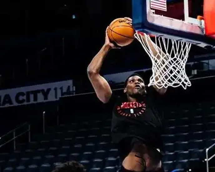 LOL直播入口 -包含今晨金州勇士调整名单以备NBA总决赛，绝杀压哨环节打磨，目标明确，阵容厚度经受考验的词条