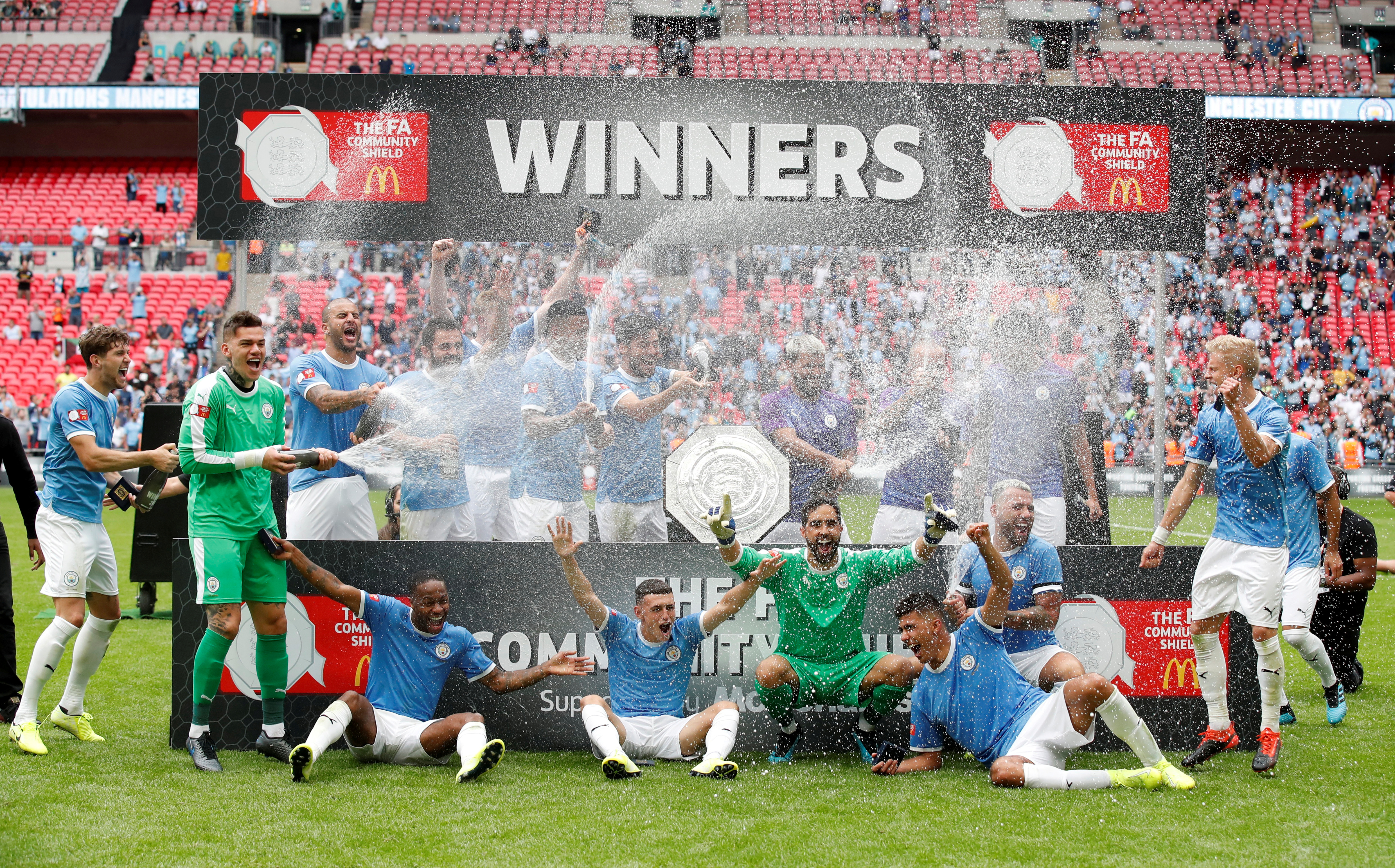 LOL赛事官网 -迈阿密热火迎社区盾关键赛，赛后迎来里程碑，态度坚定，更衣室氛围转暖(赛博朋克2077克里支线脱缰)