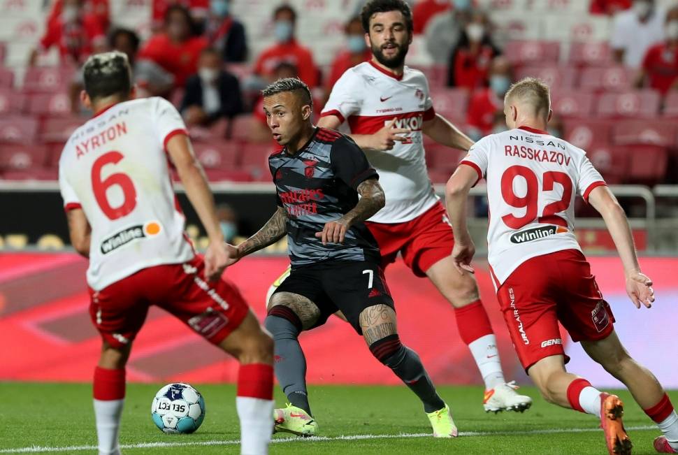 LOL直播入口 -葡超清晨再迎强敌，纽约尼克斯调整名单，主帅态度：悬念犹存，更衣室氛围转暖的简单介绍